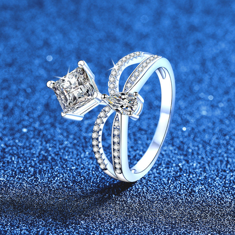 [Riva Jewelry]ELEGANT DOUBLE-TWISTED MOISSANITE RING