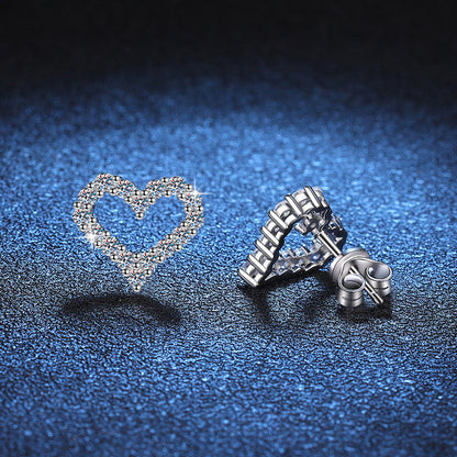 [Riva Jewelry]SPARKLING HEART-SHAPED MOISSANITE STUD EARRINGS