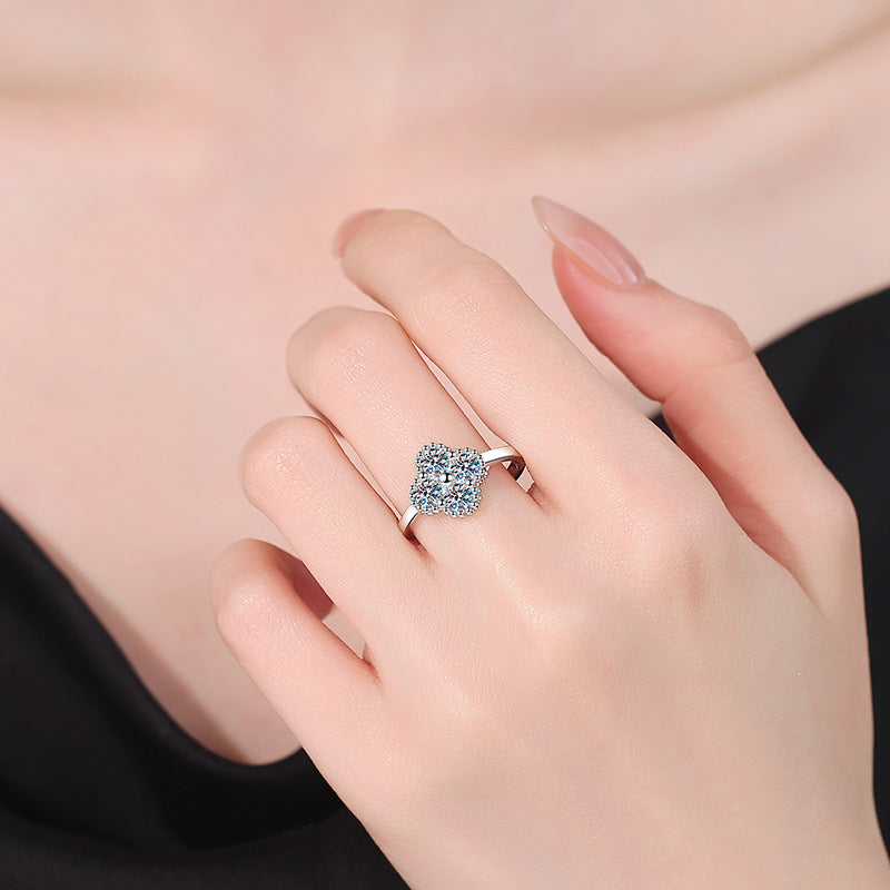 [Riva Jewelry]ELEGANT FOUR-LEAF CLOVER MOISSANITE RING