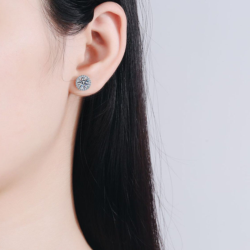 [Riva Jewelry]CLASSIC 4-PRONG ROUND MOISSANITE STUD EARRINGS