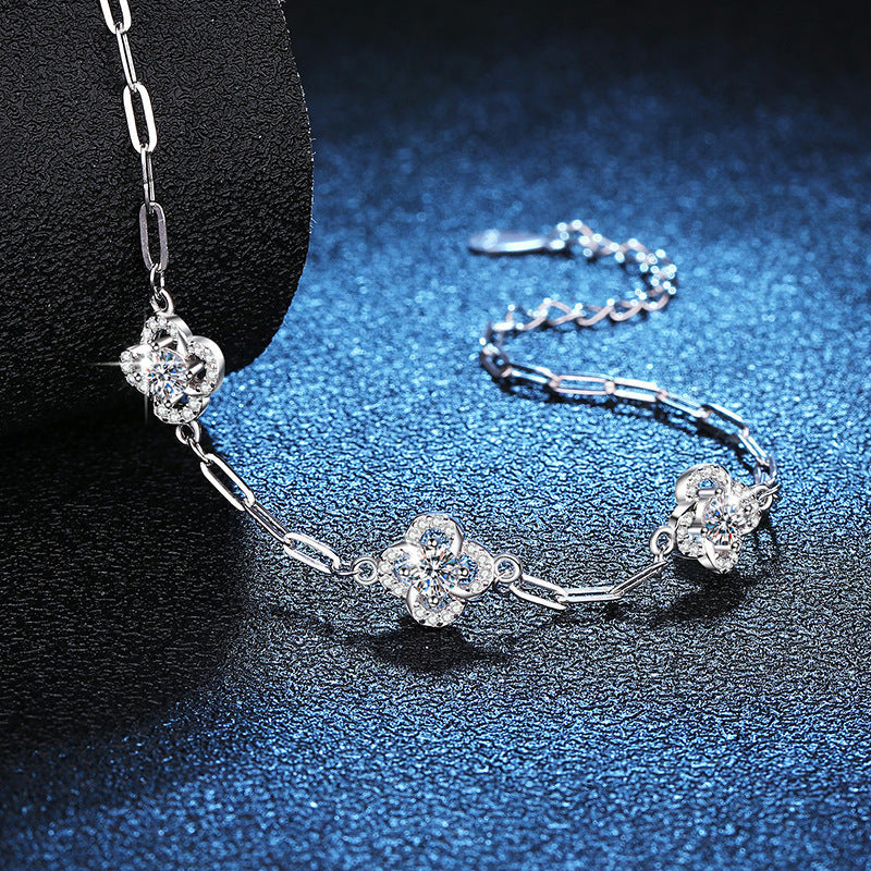 [Riva Jewelry]TRIPLE-CLOVER MOISSANITE BRACELET