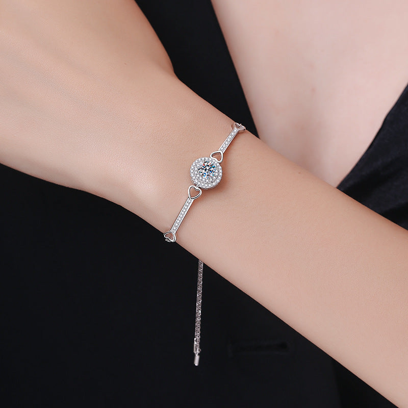 [Riva Jewelry]INTERLOCKING HEART & CIRCLE MOISSANITE BRACELET