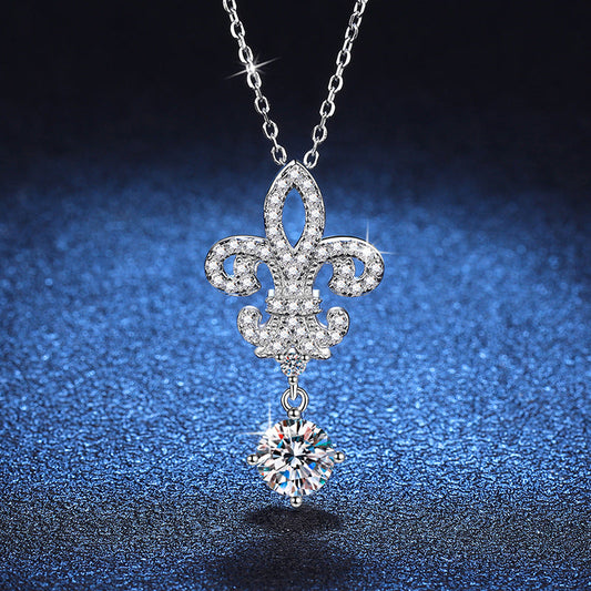 [Riva Jewelry]ROYAL FLEUR-DE-LIS MOISSANITE PENDANT NECKLACE