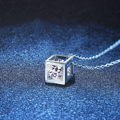 [Riva Jewelry]GEOMETRIC SUGAR-CUBE MOISSANITE NECKLACE
