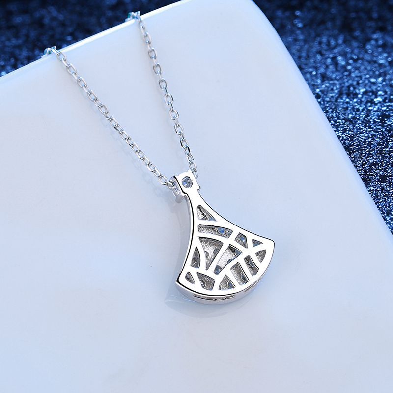 [Riva Jewelry]ELEGANT FAN-SHAPED MOISSANITE PENDANT NECKLACE