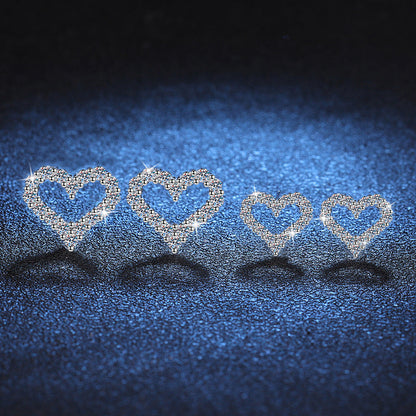 [Riva Jewelry]SPARKLING HEART-SHAPED MOISSANITE STUD EARRINGS