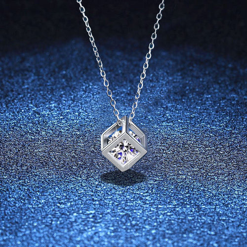 [Riva Jewelry]GEOMETRIC SUGAR-CUBE MOISSANITE NECKLACE