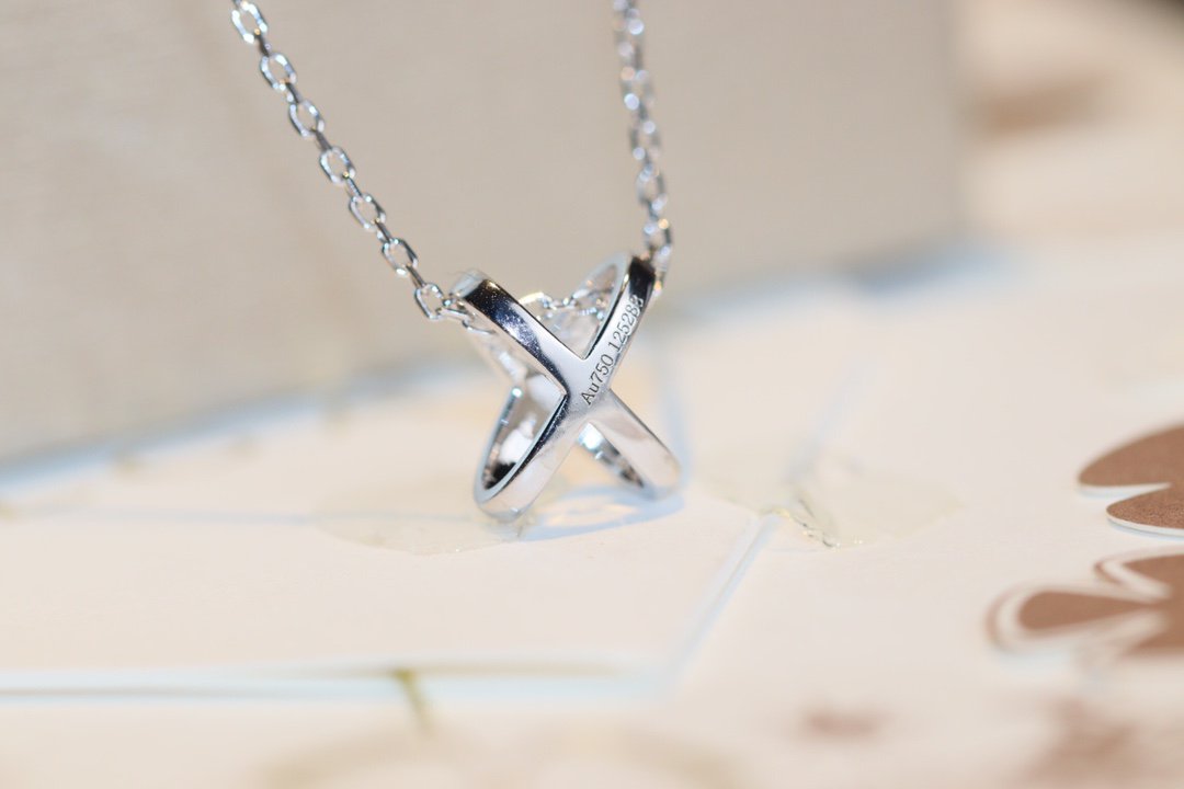 [Riva Jewelry]JEUX DE DIAMOND NECKLACE
