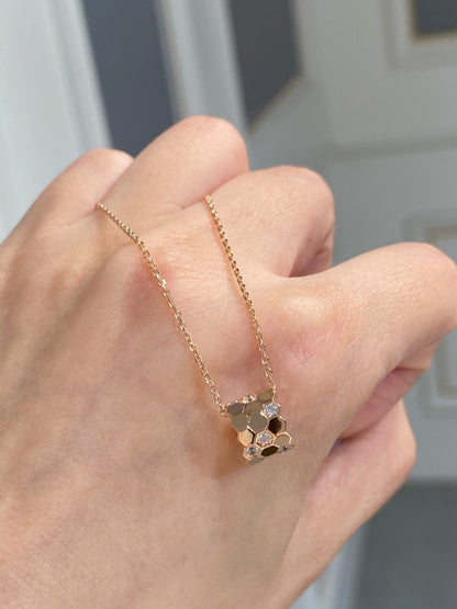 [Riva Jewelry]BEE LOVE DIAMOND NECKLACE