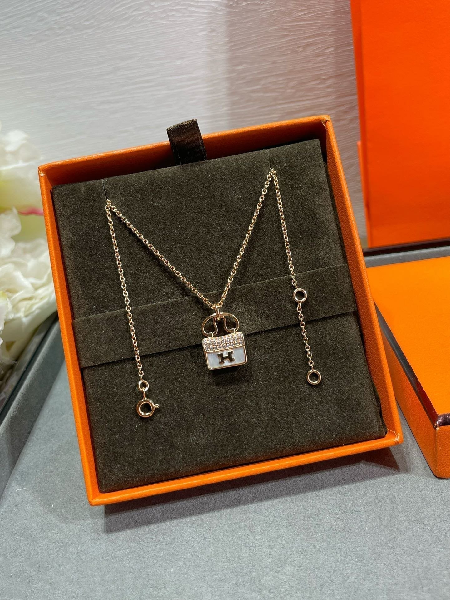 [Riva Jewelry]H CIRCE MOISSANITE PENDANT NECKLACE GOLD