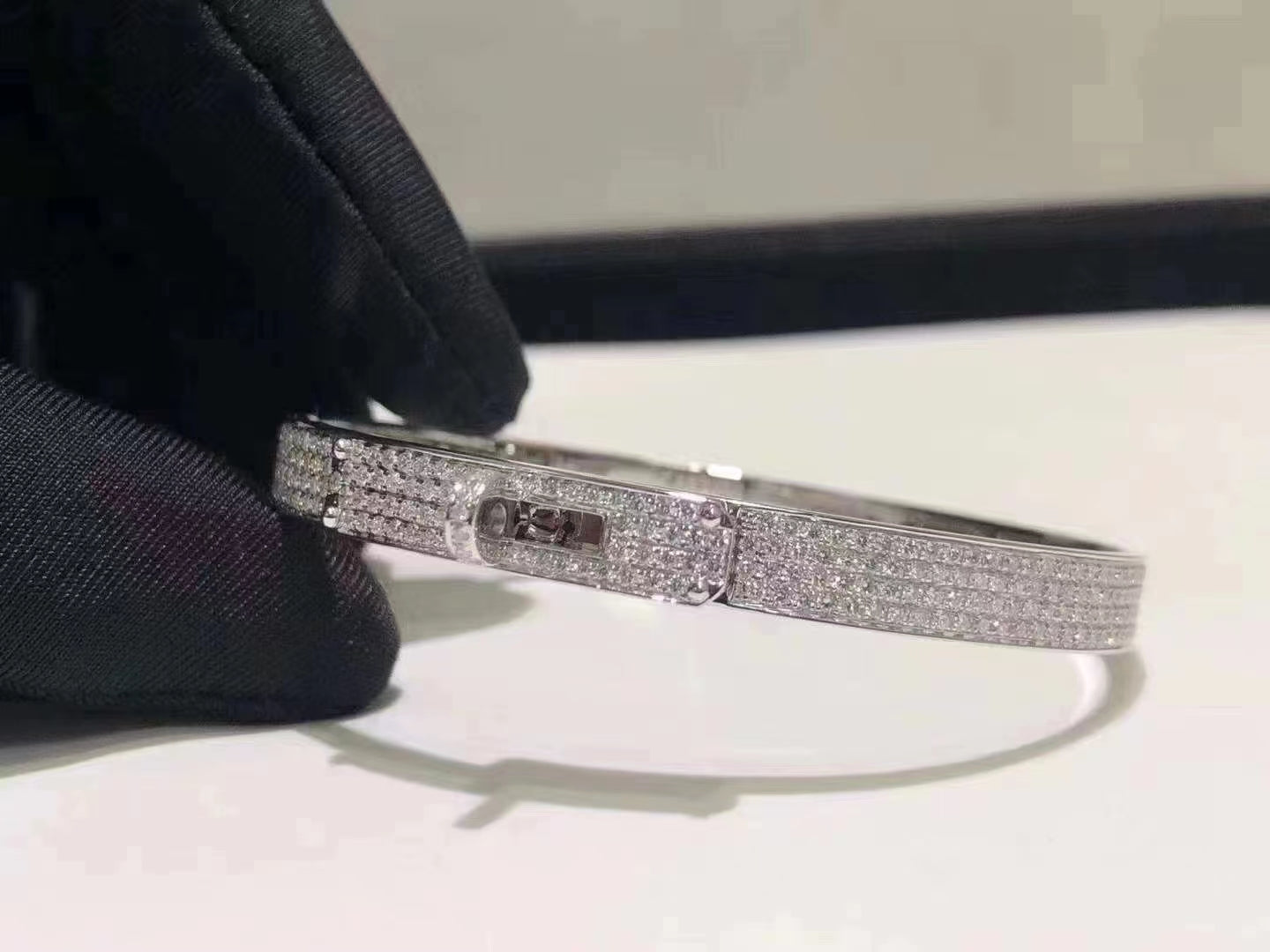 [Riva Jewelry]HM KELLY BRACELET IN SILVER AND FULL PAVE DIAMOND