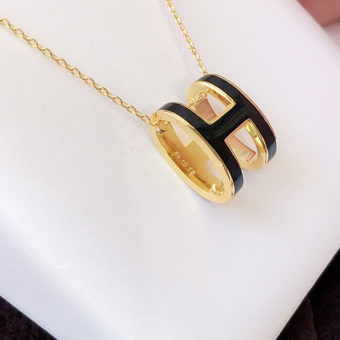 [Riva Jewelry]HM CLIC BLACK ENAMEL GOLD NECKLACE