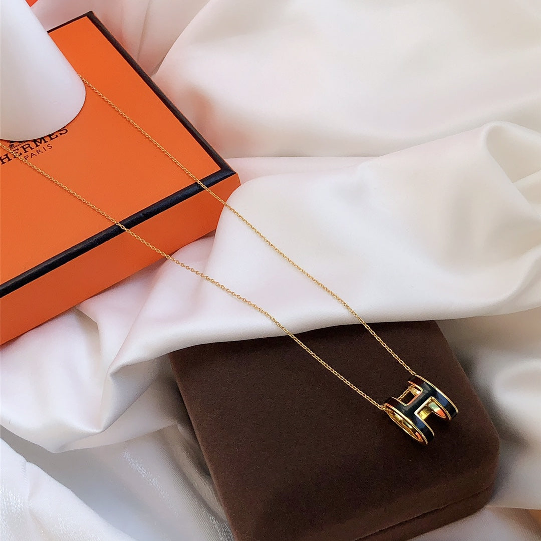 [Riva Jewelry]HM CLIC BLACK ENAMEL GOLD NECKLACE