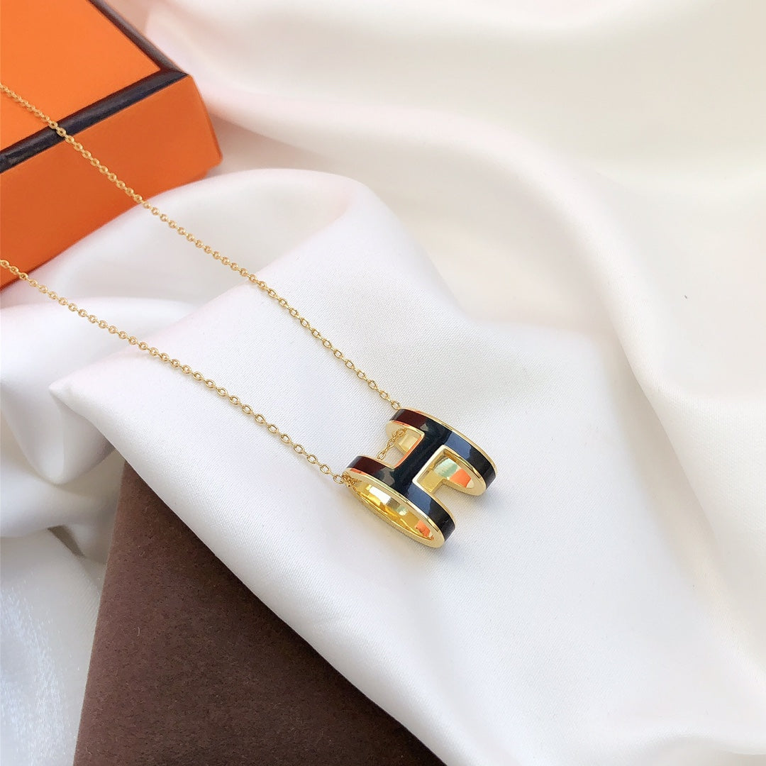 [Riva Jewelry]HM CLIC BLACK ENAMEL GOLD NECKLACE