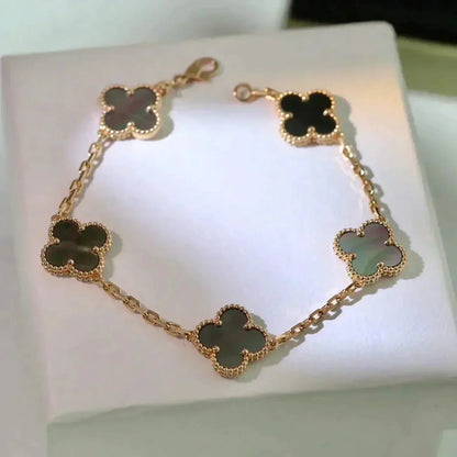 [Riva Jewelry]LUCKY CLOVER 5-MOTIF BRACELET - GREY MOTHER-OF-PEARL COLLECTION
