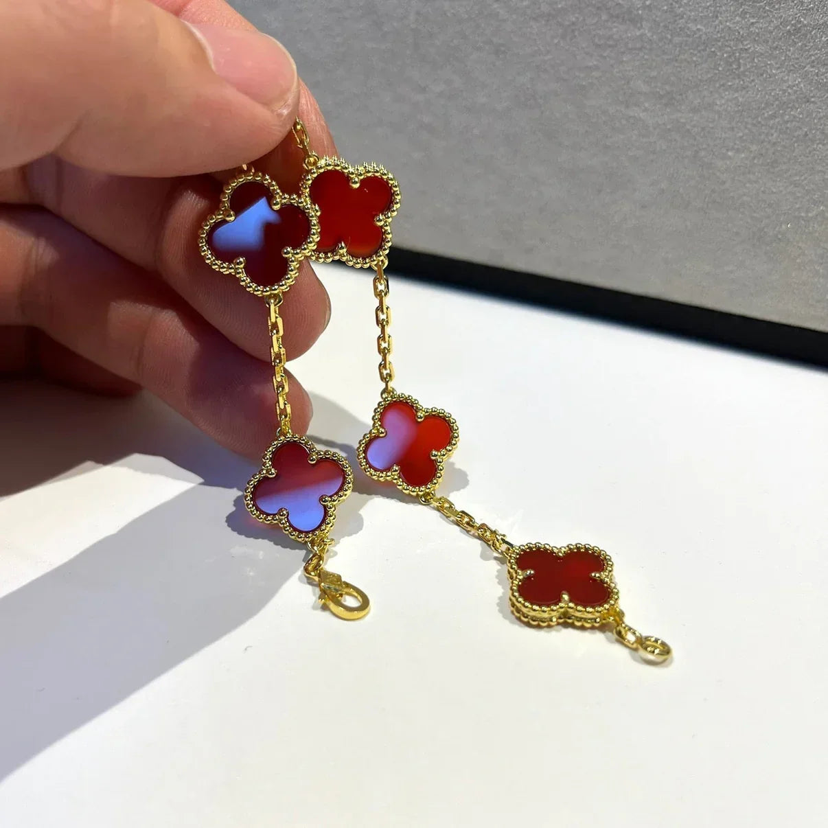 [Riva Jewelry]LUCKY CLOVER 5-MOTIF BRACELET - RED CARNELIAN COLLECTION