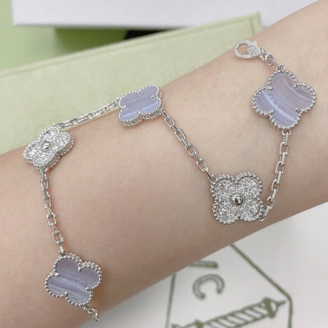 [Riva Jewelry]LUCKY CLOVER 5-MOTIF BRACELET - PURPLE CHALCEDONY COLLECTION