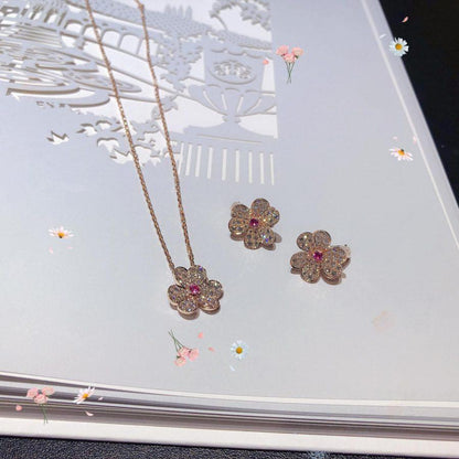 [Riva Jewelry]PAVÉ DIAMOND BUTTERFLY CHARM NECKLACE