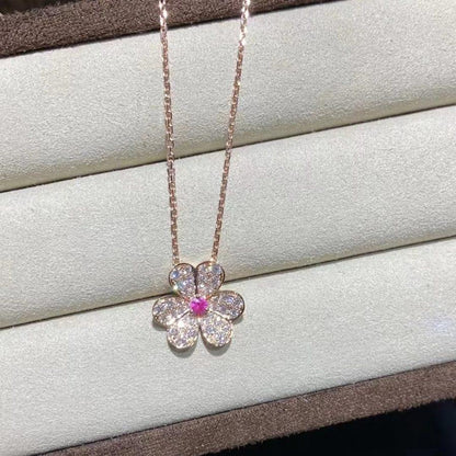 [Riva Jewelry]PAVÉ DIAMOND BUTTERFLY CHARM NECKLACE