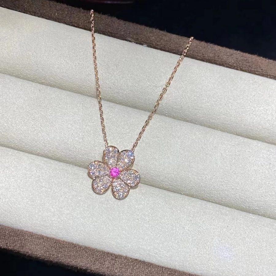 [Riva Jewelry]PAVÉ DIAMOND BUTTERFLY CHARM NECKLACE
