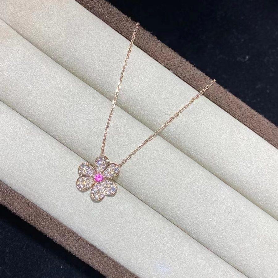 [Riva Jewelry]PAVÉ DIAMOND BUTTERFLY CHARM NECKLACE