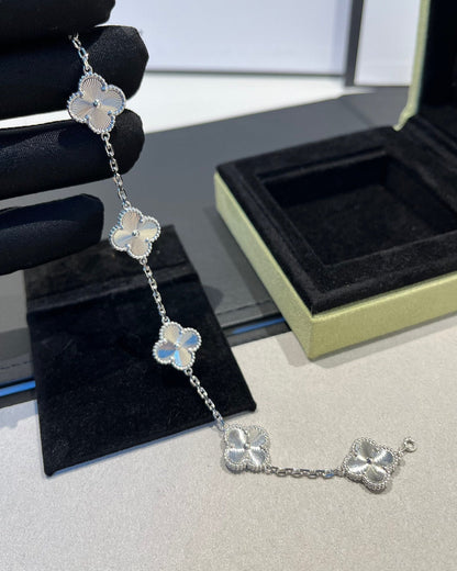[Riva Jewelry]LUCKY CLOVER 5-MOTIF BRACELET - LASER COLLECTION