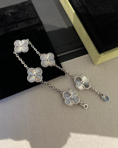 [Riva Jewelry]LUCKY CLOVER 5-MOTIF BRACELET - LASER COLLECTION
