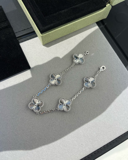 [Riva Jewelry]LUCKY CLOVER 5-MOTIF BRACELET - LASER COLLECTION